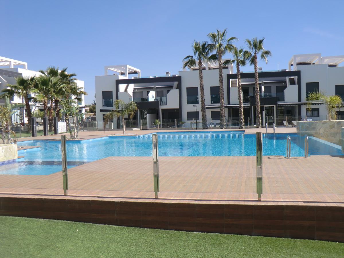 Casas Holiday - Oasis Beach Orihuela Dış mekan fotoğraf
