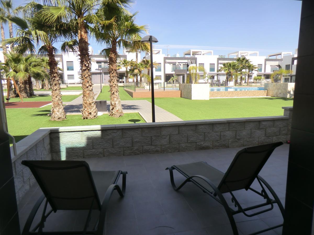 Casas Holiday - Oasis Beach Orihuela Dış mekan fotoğraf